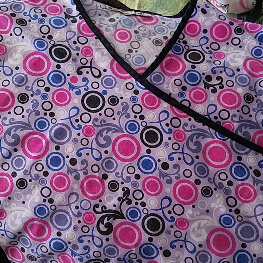 Scrub top